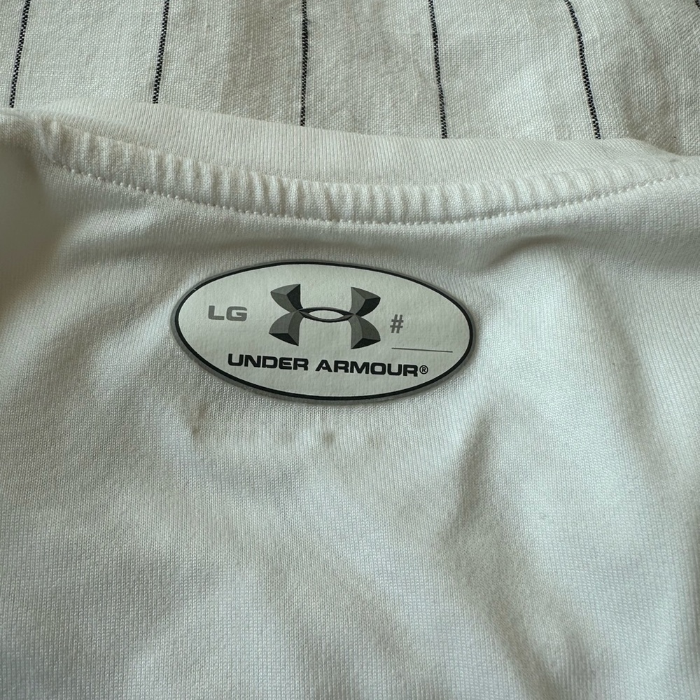 Under Armour White Long Sleeve Shirt - Picture 5 of 6